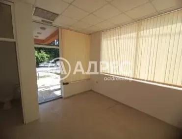 Офис, Разград, Северна България - снимка 2 от 4
