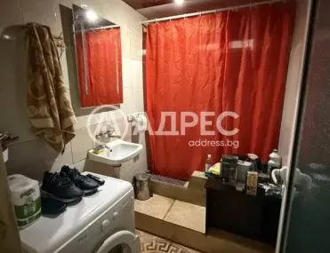 Къща, Луковит, Северозападна България - снимка 20 от 25