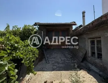 Къща, Луковит, Северозападна България - снимка 24 от 25