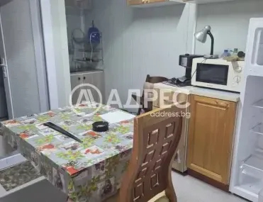 Къща, Монтана, Северозападна България - снимка 2 от 19