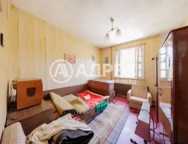 Къща, Долна Митрополия, Северозападна България - снимка 12 от 28