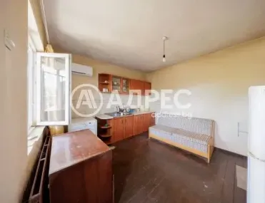 Къща, Долна Митрополия, Северозападна България - снимка 15 от 28