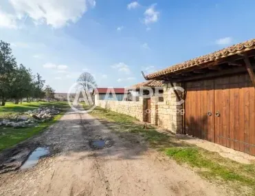 Къща, Лозница, Северна България - снимка 17 от 20