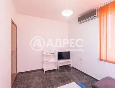 3-стаен, Център, Варна - снимка 9 от 17