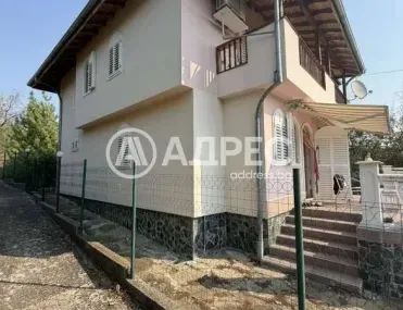 Къща, Радомир, Югозападна България - снимка 3 от 38