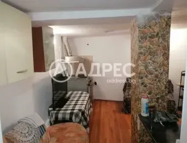 Къща, Ямбол, Югоизточна България - снимка 12 от 29