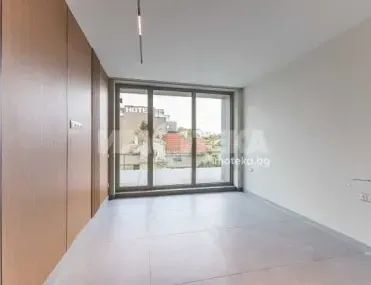 2-стаен, Център, Варна - снимка 2 от 19