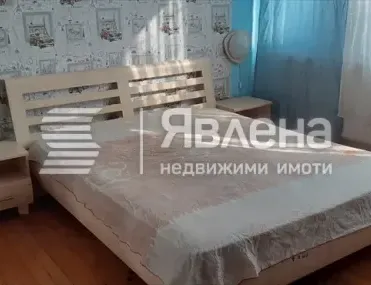 Многостаен, Тракия, Варна
