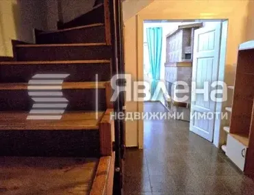 Многостаен, Тракия, Варна - снимка 6 от 11