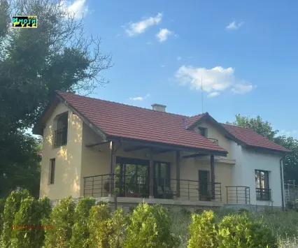 Къща, Покрайнини, Русе - снимка 9 от 17