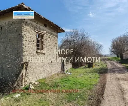 Къща, Търговище, Североизточна България - снимка 4 от 16