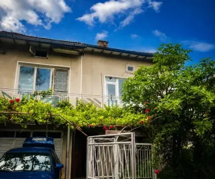 Къща, Ветово, Северна България - снимка 2 от 5