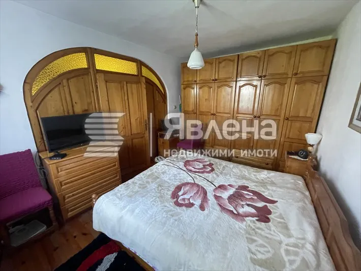 Многостаен, Тракия, Варна - снимка 5 от 11