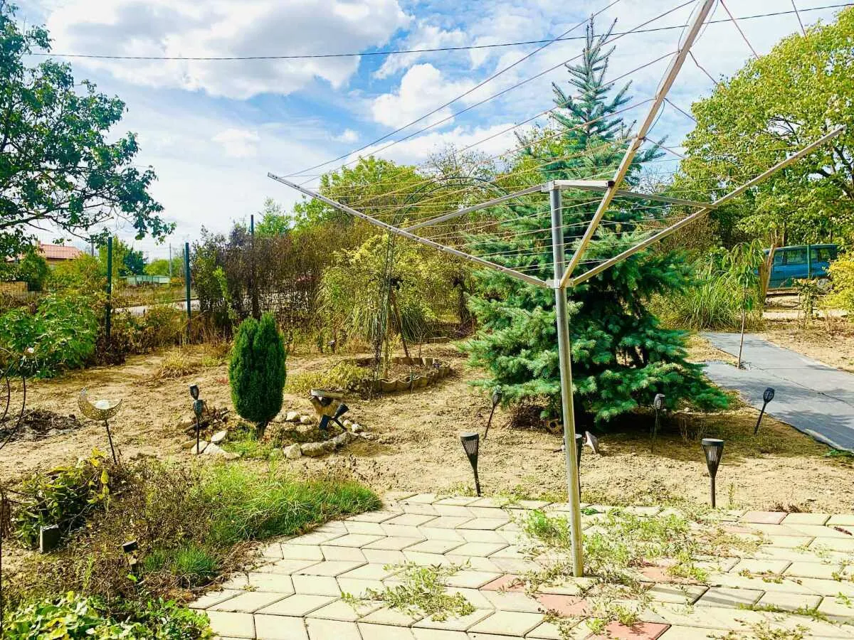 Къща, Белослав, Североизточна България - снимка 3 от 13