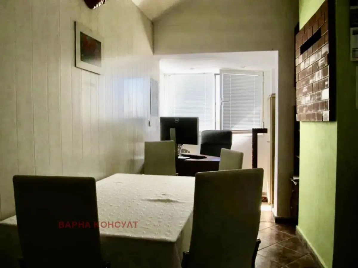 Апартамент, Колхозен пазар, Варна - снимка 2 от 11