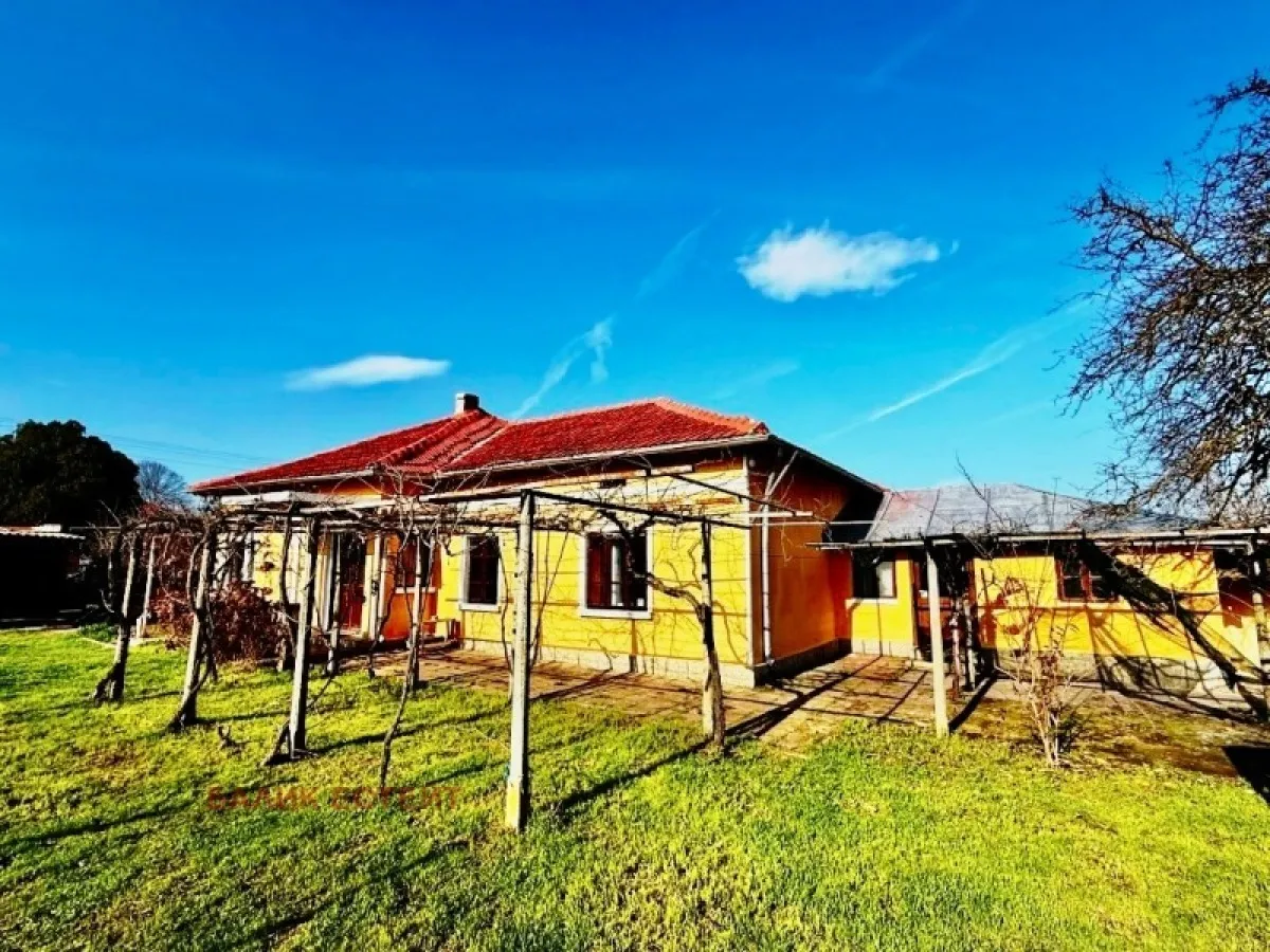 Къща, Генерал Тошево, Североизточна България - снимка 5 от 15