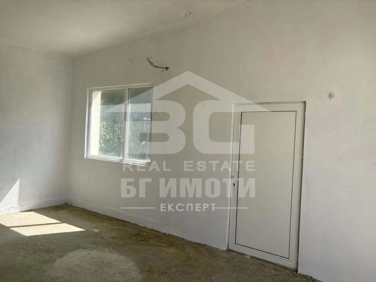 Гараж, Индустриална зона Запад, Варна - снимка 2 от 5