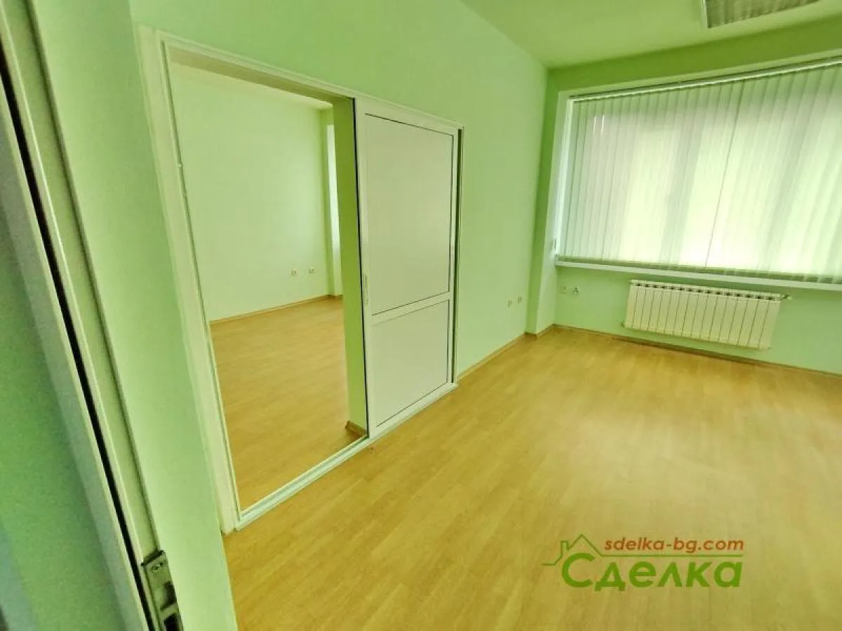 Офис, Габрово, Северна България - снимка 13 от 21