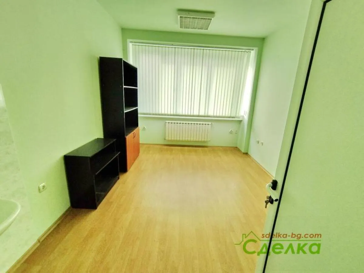 Офис, Габрово, Северна България - снимка 11 от 21