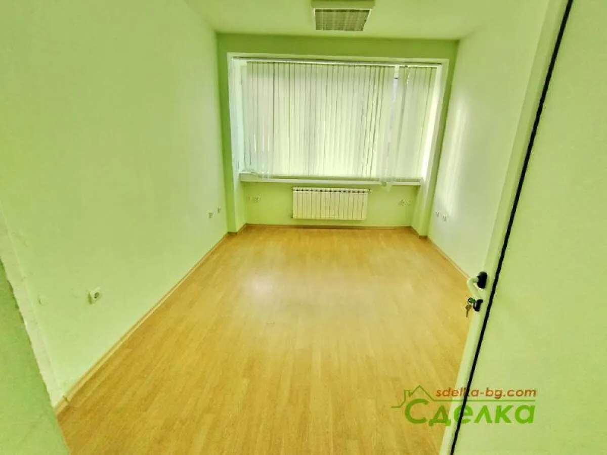Офис, Габрово, Северна България - снимка 7 от 21