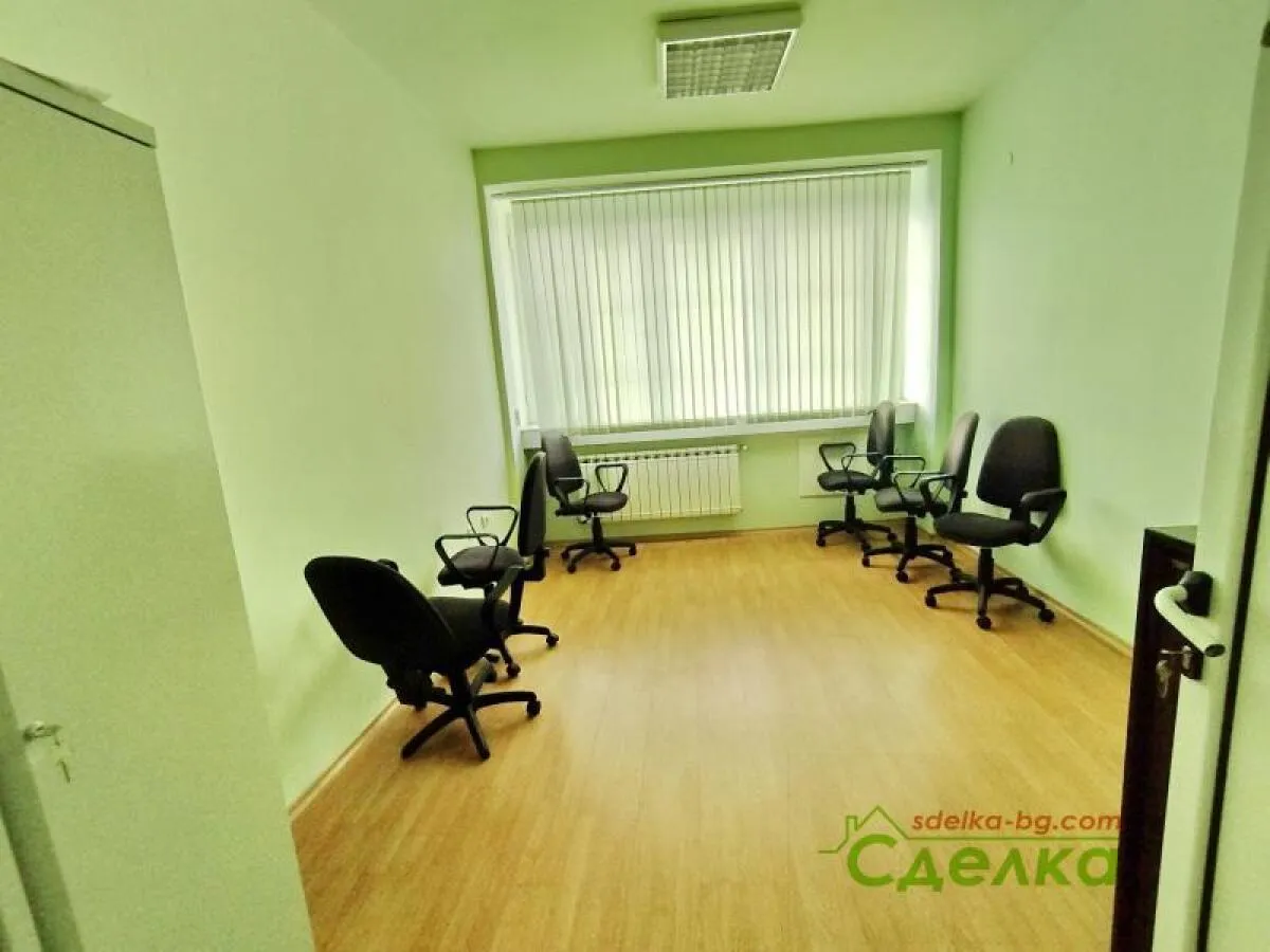 Офис, Габрово, Северна България - снимка 15 от 21