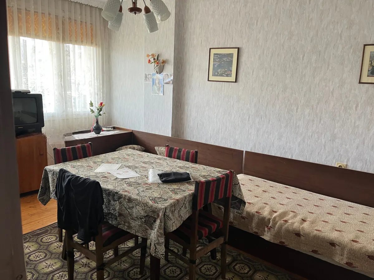 Къща, Покрайнини, Русе - снимка 10 от 11
