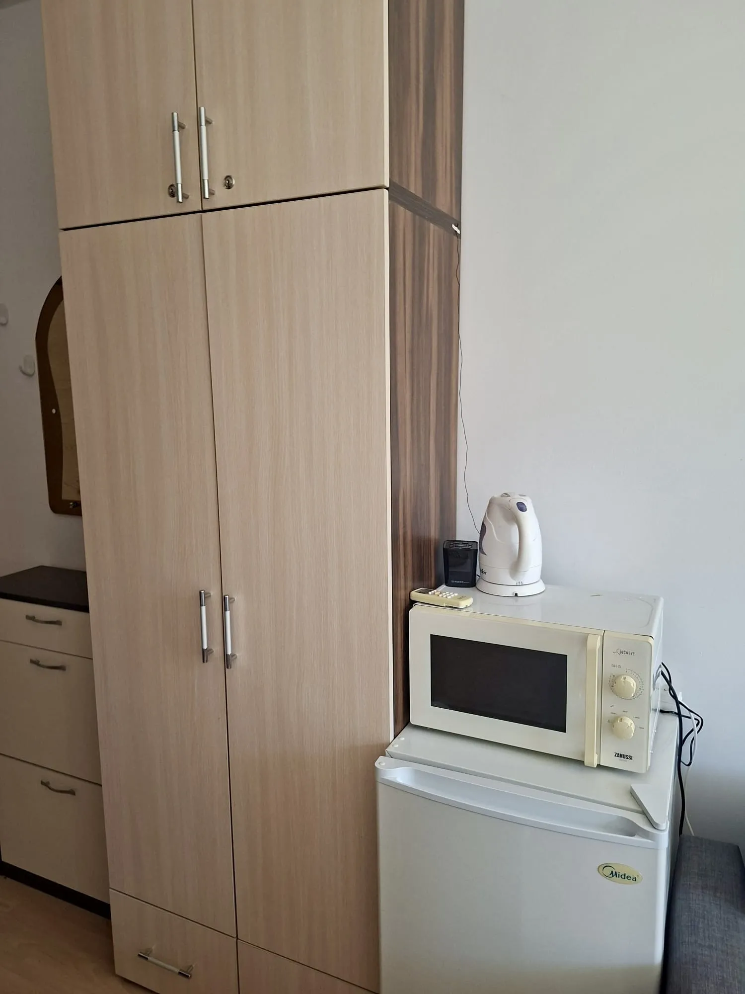 1-стаен, Покрайнини, Бургас