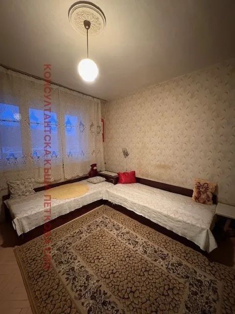2-стаен, Ловеч, Северозападна България - снимка 2 от 11