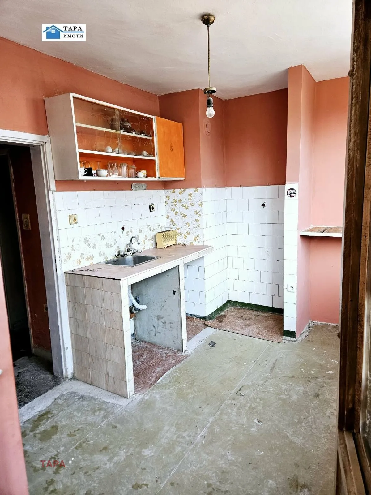 2-стаен, Монтана, Северозападна България - снимка 3 от 11