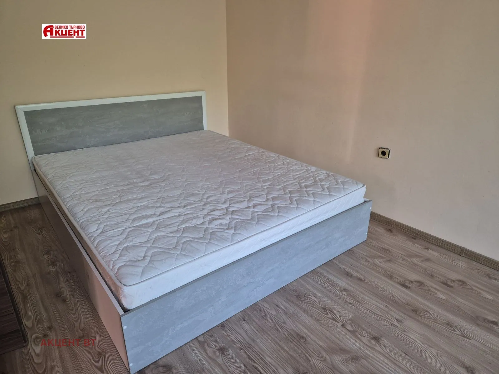 2-стаен, Акация, Велико Търново