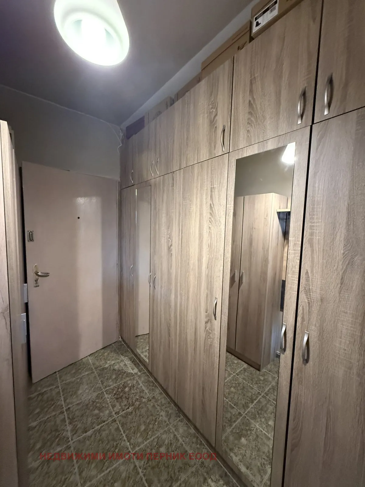 2-стаен, Перник, Югозападна България - снимка 5 от 18