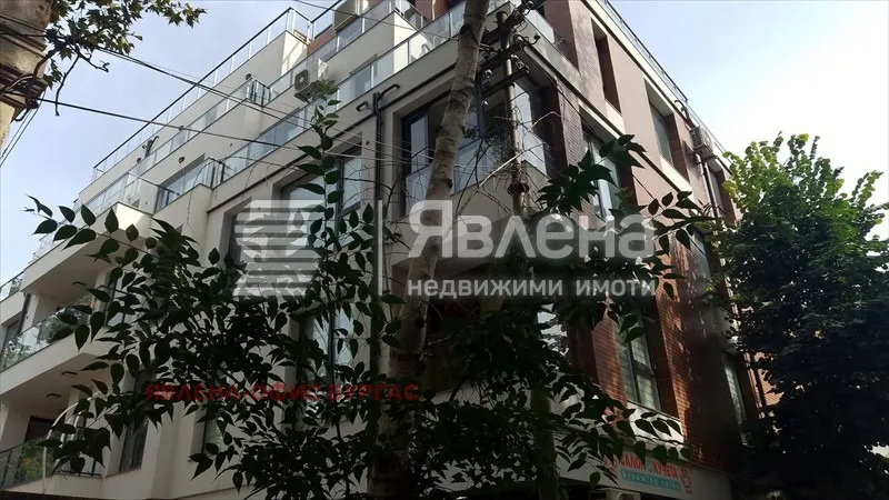 3-стаен, Център, Бургас - снимка 3 от 6