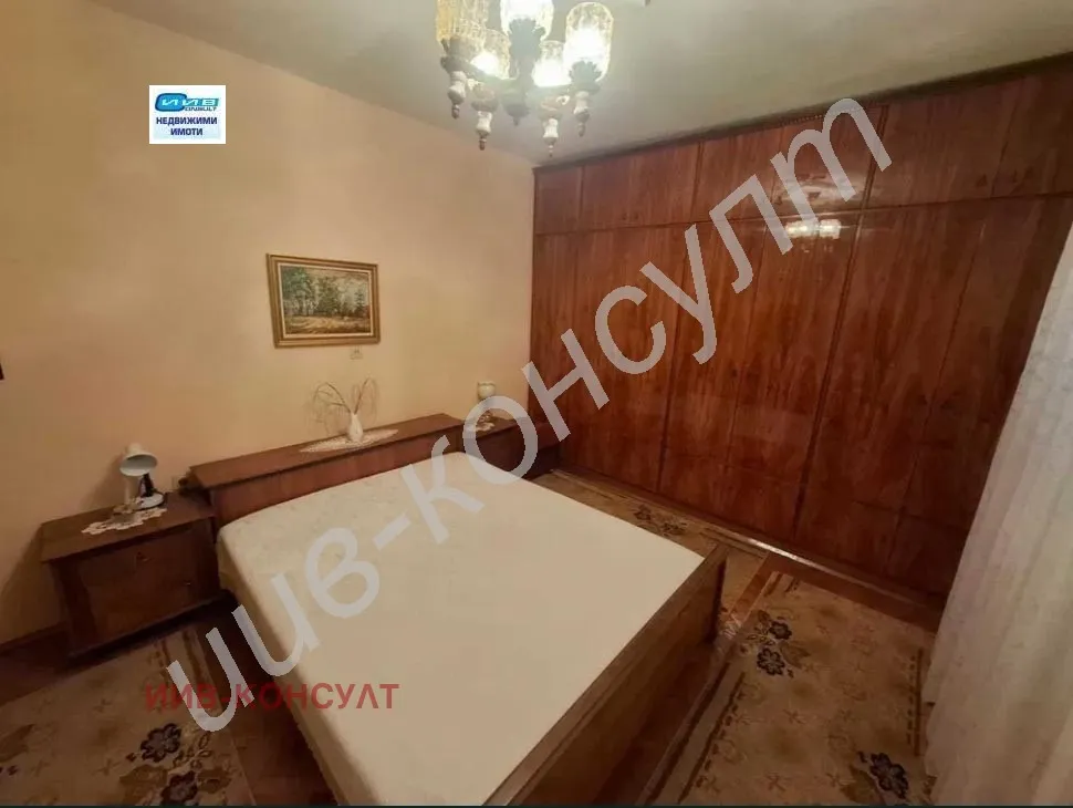 3-стаен, Център, Велико Търново - снимка 2 от 11
