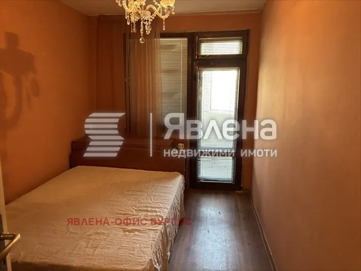 3-стаен, Възраждане, Бургас - снимка 3 от 14