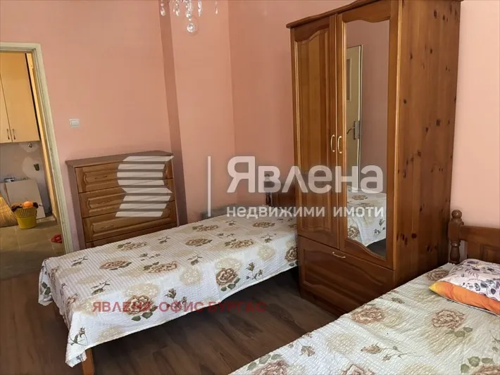 3-стаен, Възраждане, Бургас - снимка 4 от 14