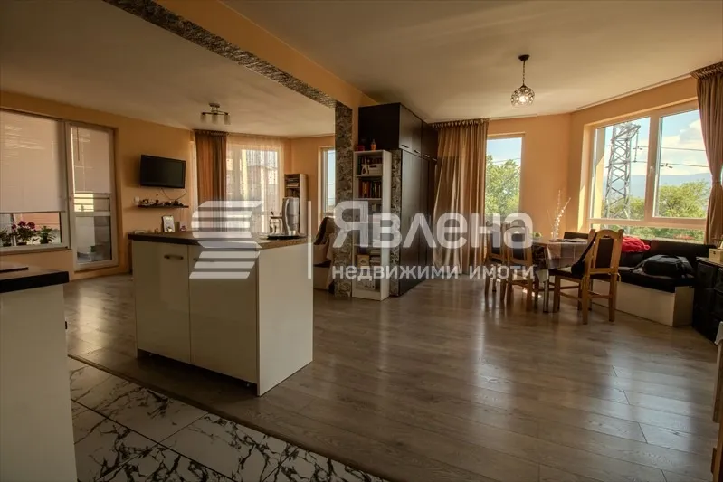 3-стаен, Христо Смирненски, Пловдив