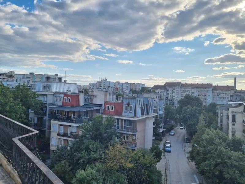 Многостаен, Бузлуджа, Велико Търново - снимка 3 от 16