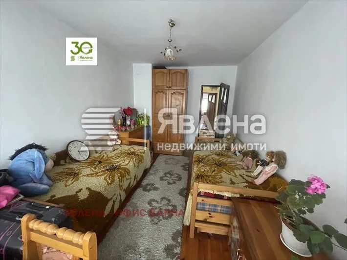 Многостаен, Тракия, Варна - снимка 7 от 14