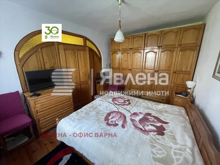 Многостаен, Тракия, Варна - снимка 12 от 14