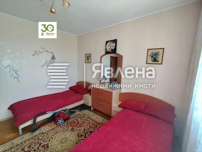 Многостаен, Тракия, Варна - снимка 10 от 13