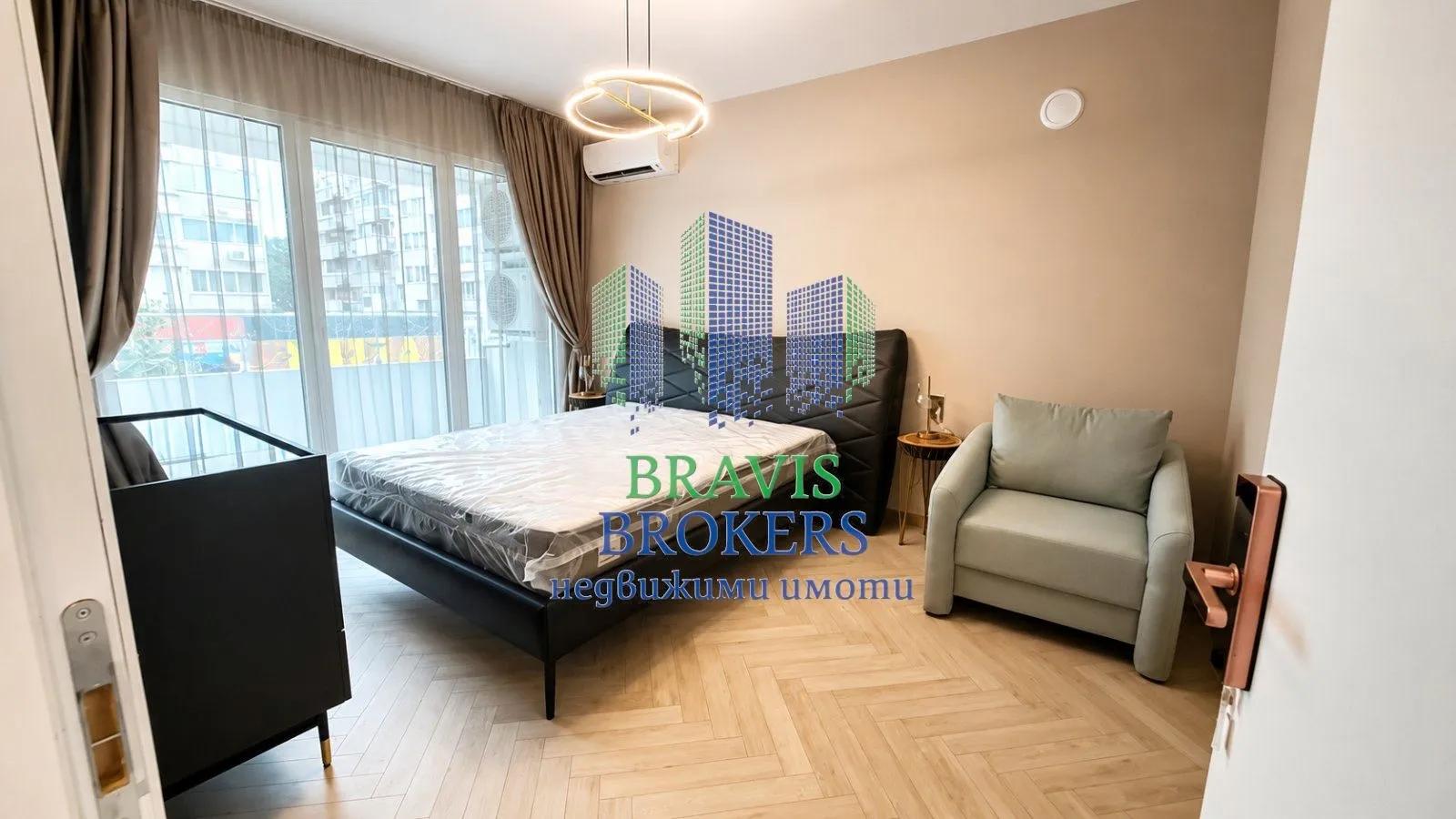 Многостаен, Тракия, Варна - снимка 10 от 12