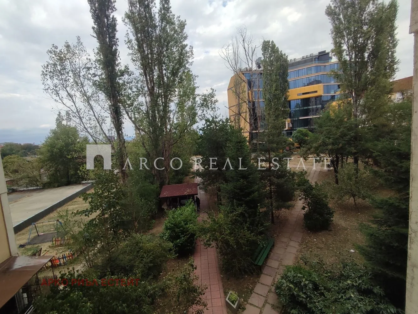 Многостаен, Изток, София - снимка 8 от 18