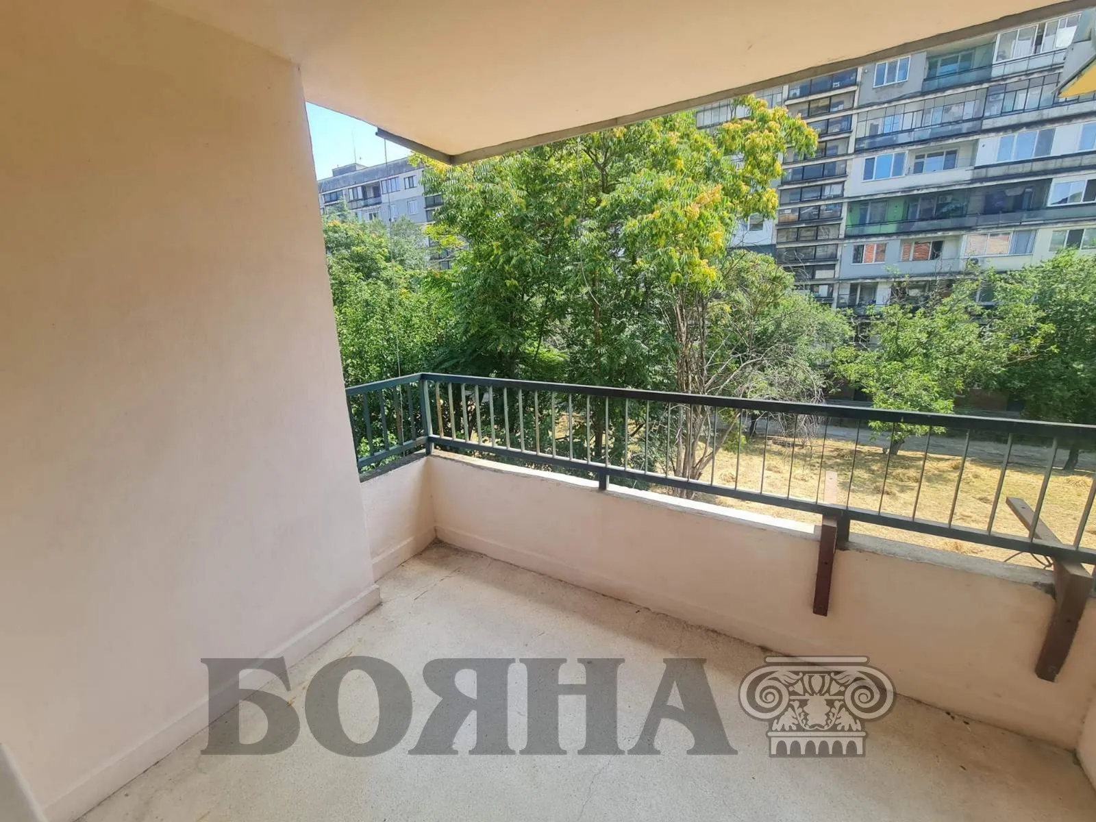 Апартамент, Възраждане, Русе - снимка 14 от 18