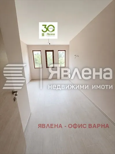 Апартамент, Добрич, Североизточна България - снимка 9 от 12