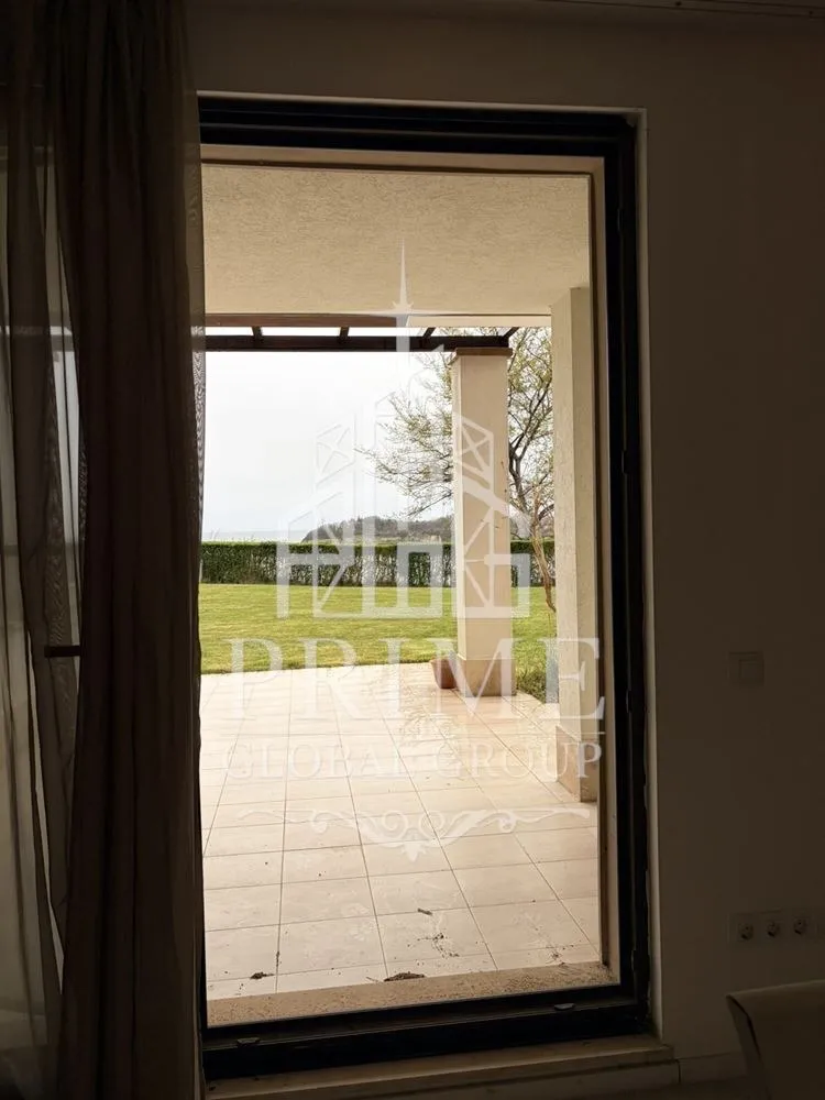 Етаж от къща, Покрайнини, Бургас - снимка 11 от 18