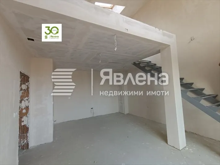 Етаж от къща, Траката, Варна - снимка 2 от 13