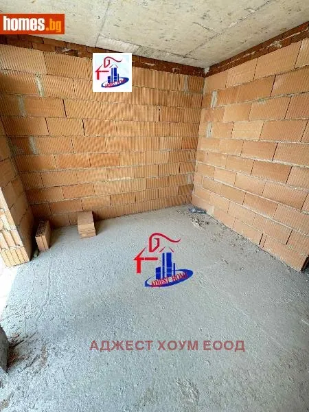 Етаж от къща, Разград, Северна България - снимка 2 от 4