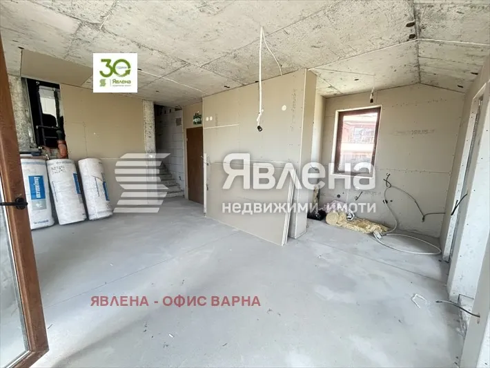 Етаж от къща, Добрич, Североизточна България - снимка 11 от 12