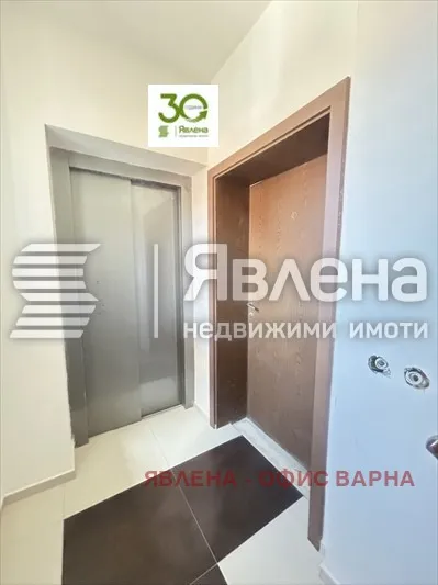 Етаж от къща, Добрич, Североизточна България - снимка 8 от 12