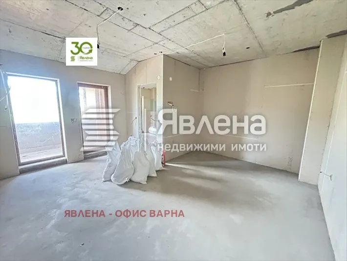 Етаж от къща, Добрич, Североизточна България - снимка 4 от 12